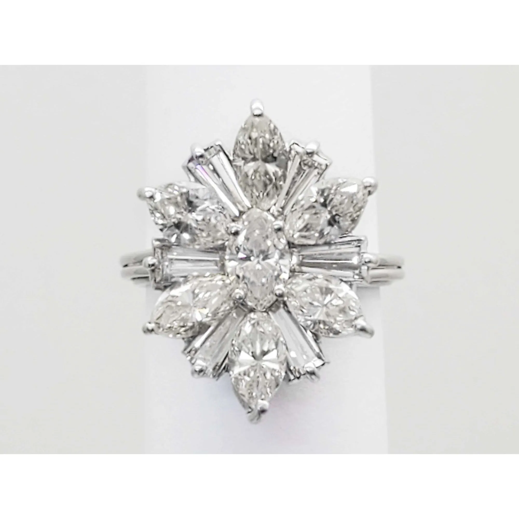 4.5 ctw Natural Earth Mined Diamond Starburst Cluster Ring Platinum Size 6.25
