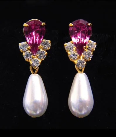 #5538FUCHG - Rhinestone Pear V Pearl Drop Earrings - Fuchsia Gold Plated