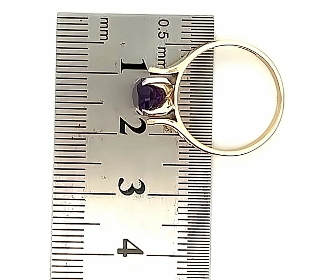 9ct Yellow and White Gold Amethyst Ring