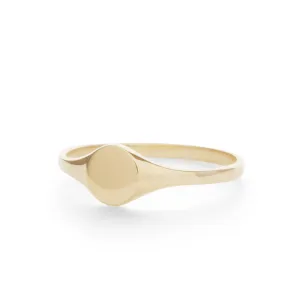 Demi Signet Ring