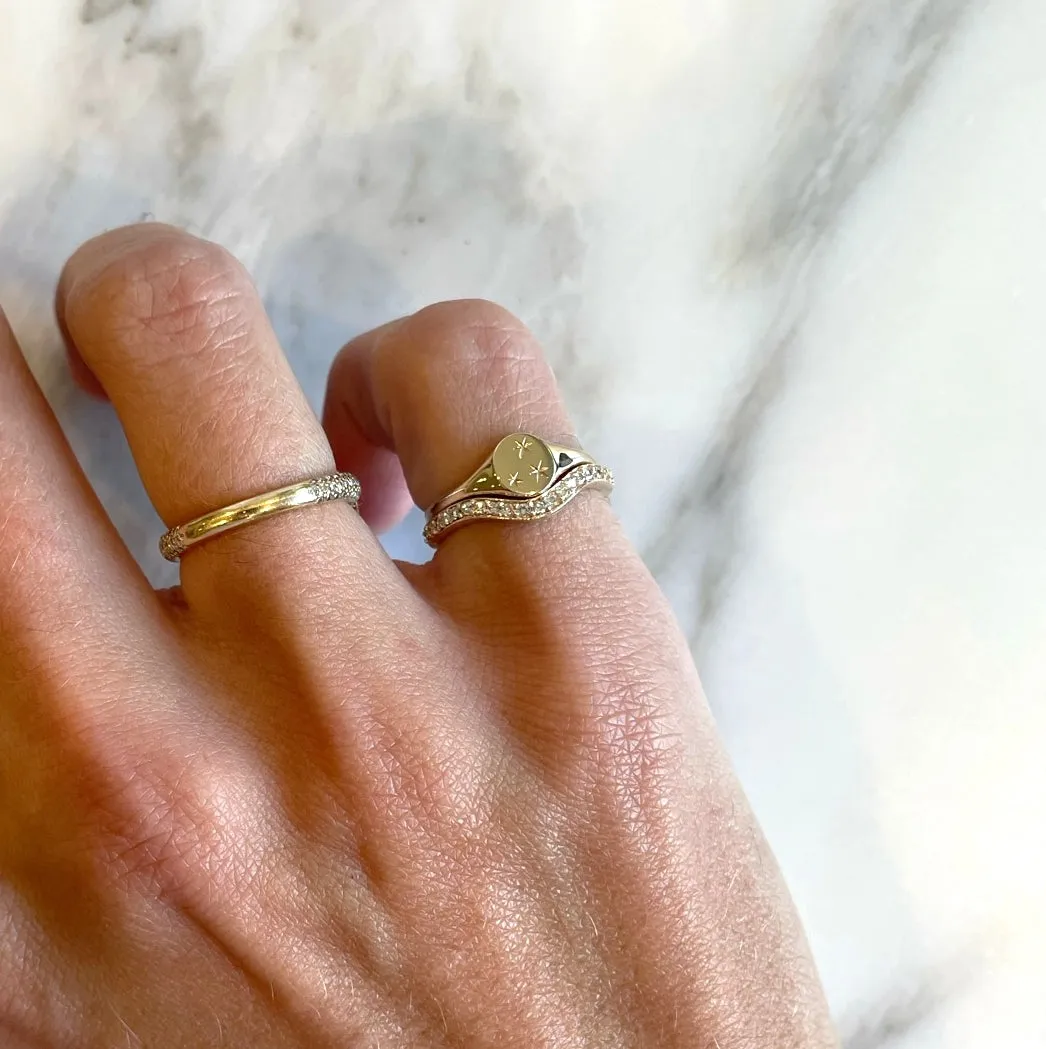 Demi Signet Ring
