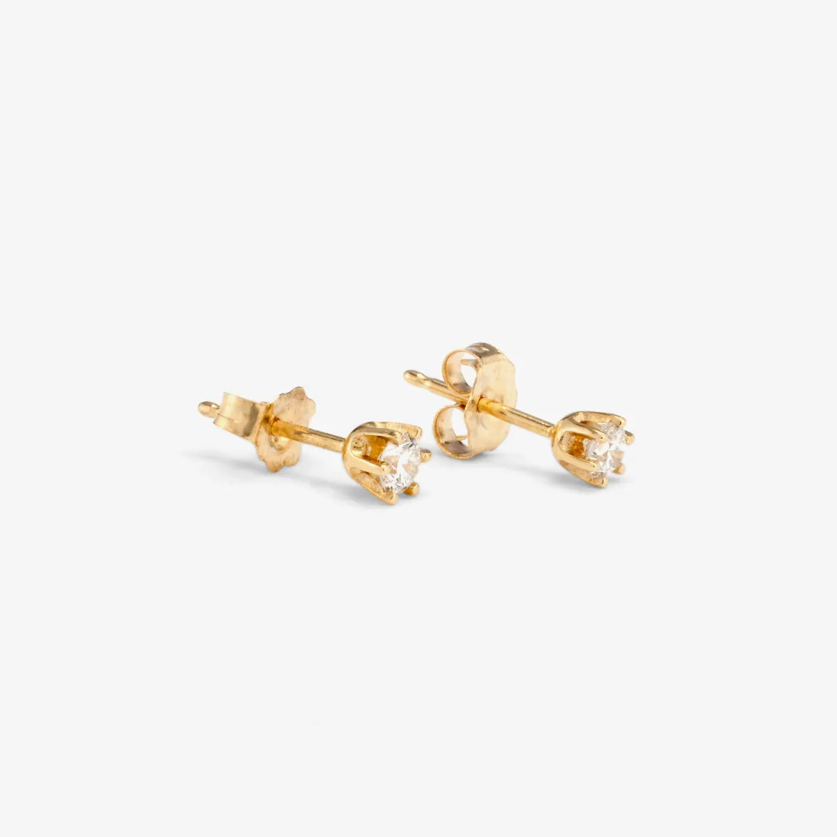 E1902W | 3mm White Diamond Studs