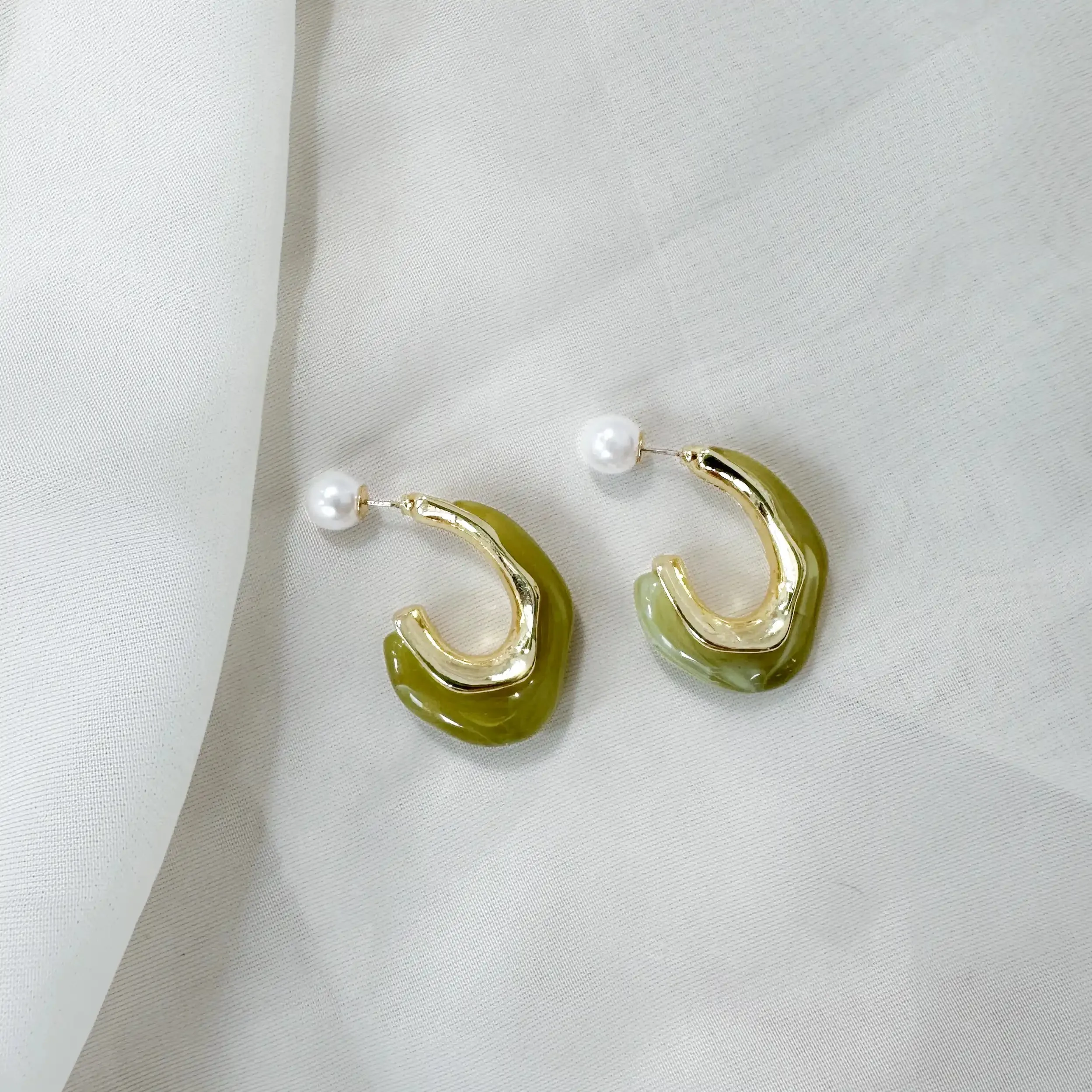 GAELLE HOOPS