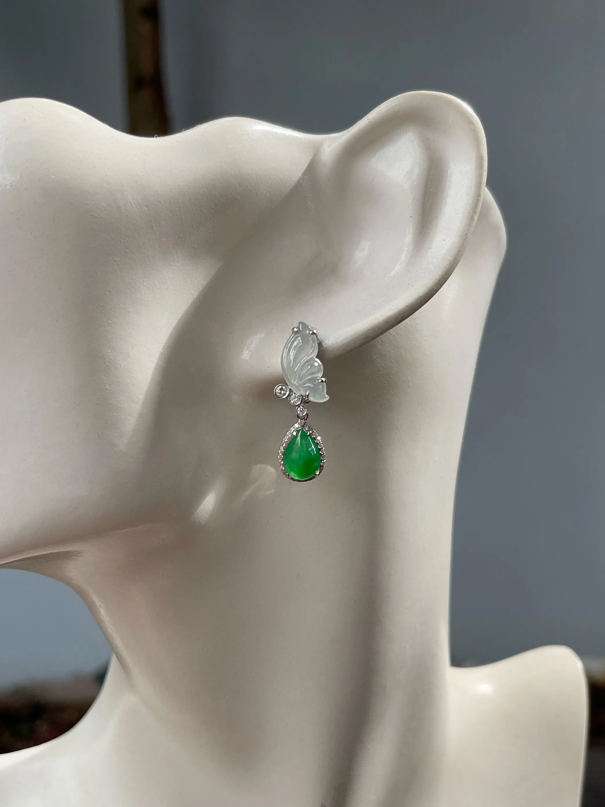 Green Jade Teardrop Earrings (NJE207)