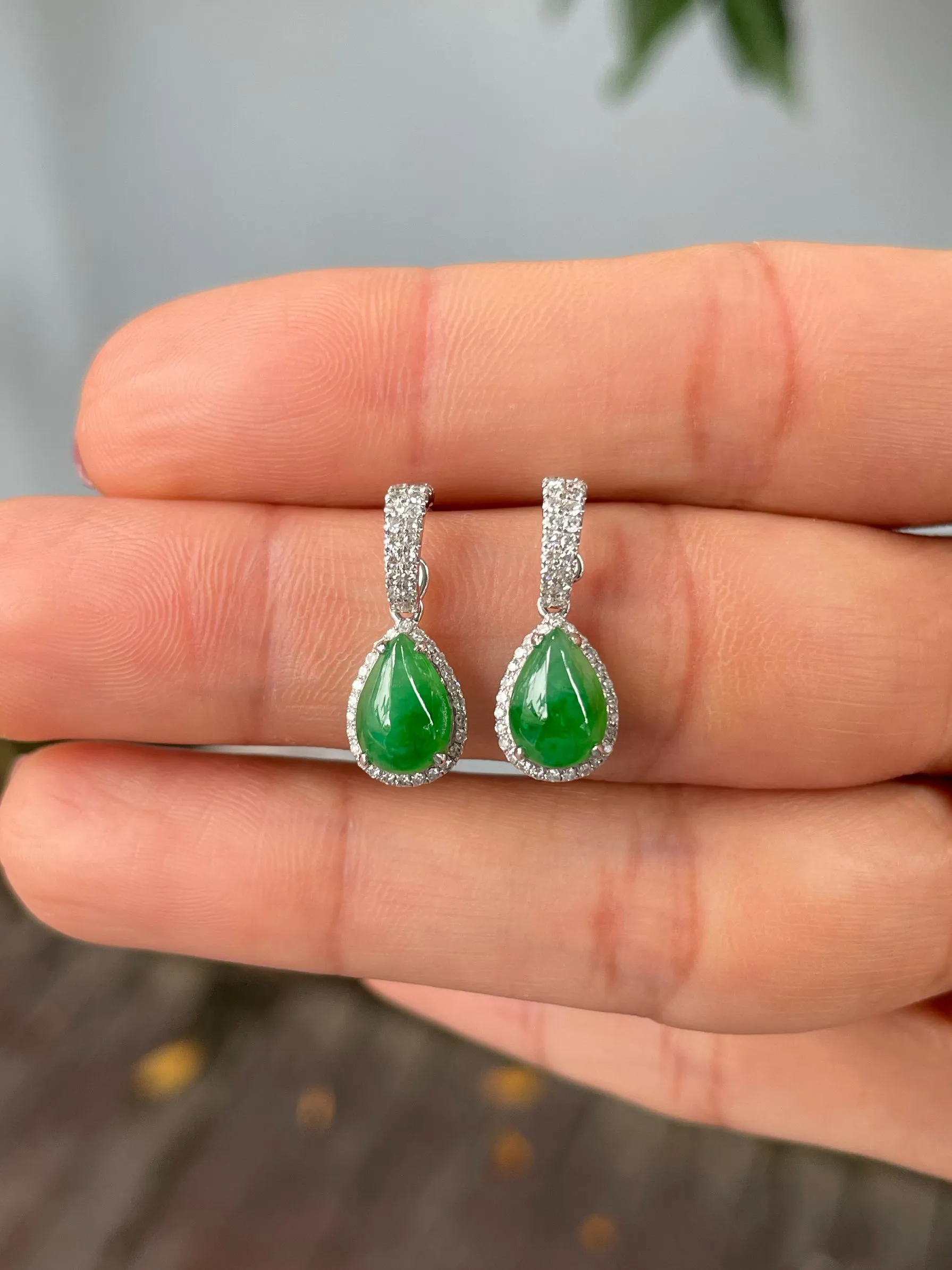 Green Jade Teardrop Earrings (NJE207)