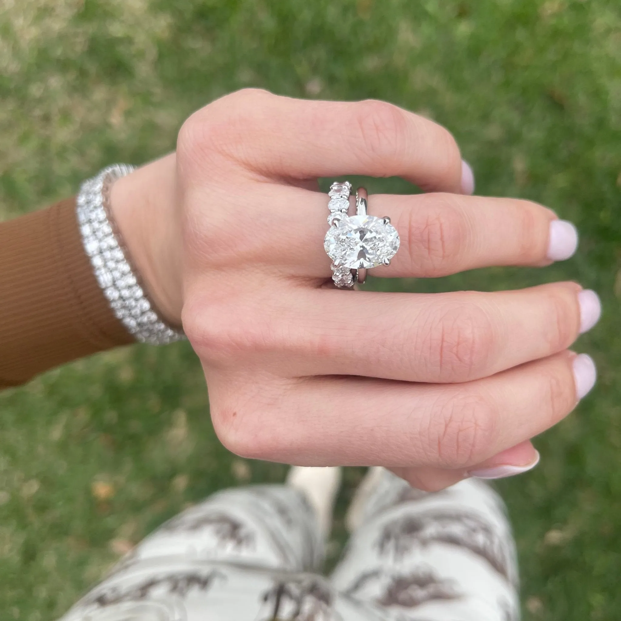 Oval Cut Solitaire