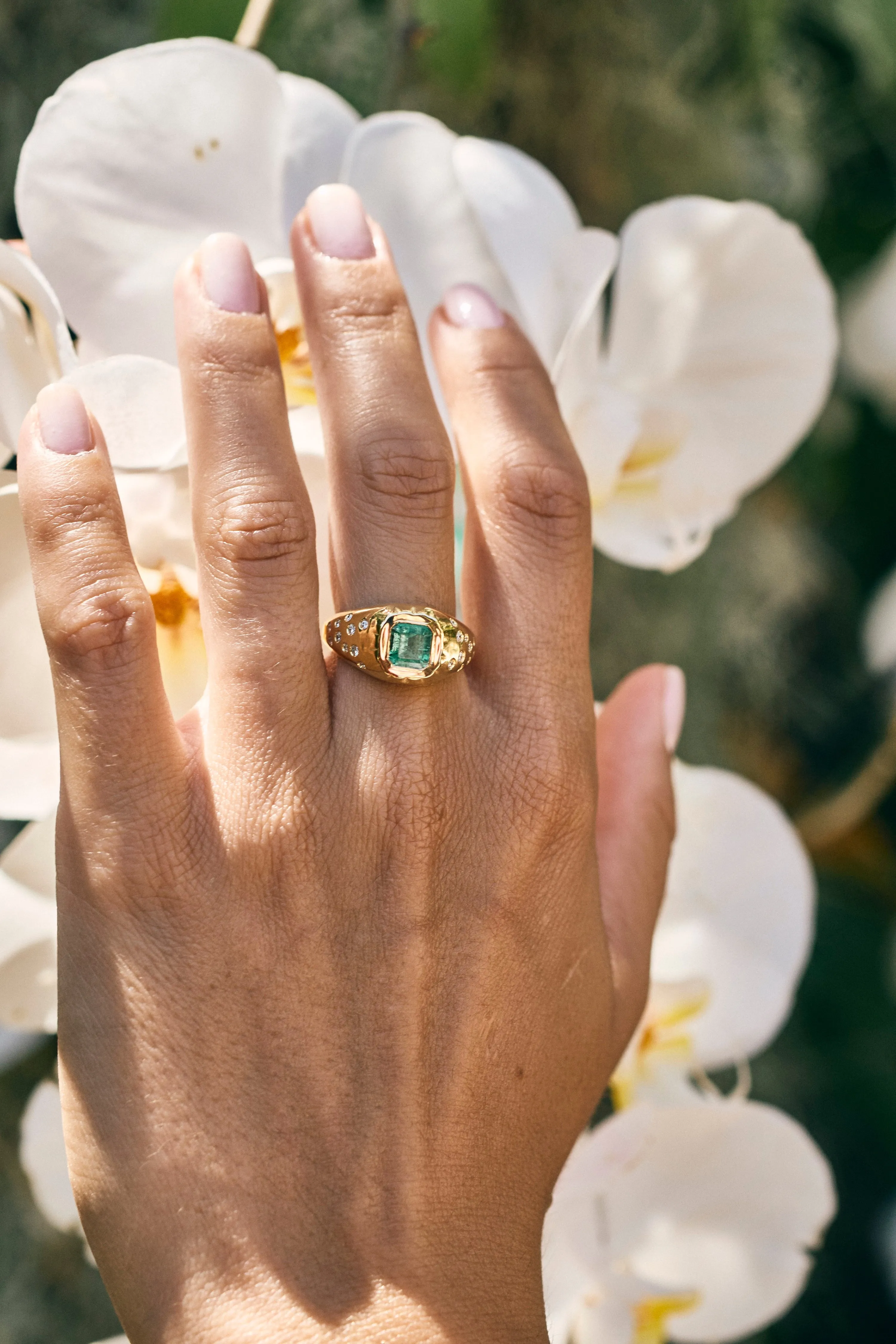 Small Scalloped Emerald Signet Ring