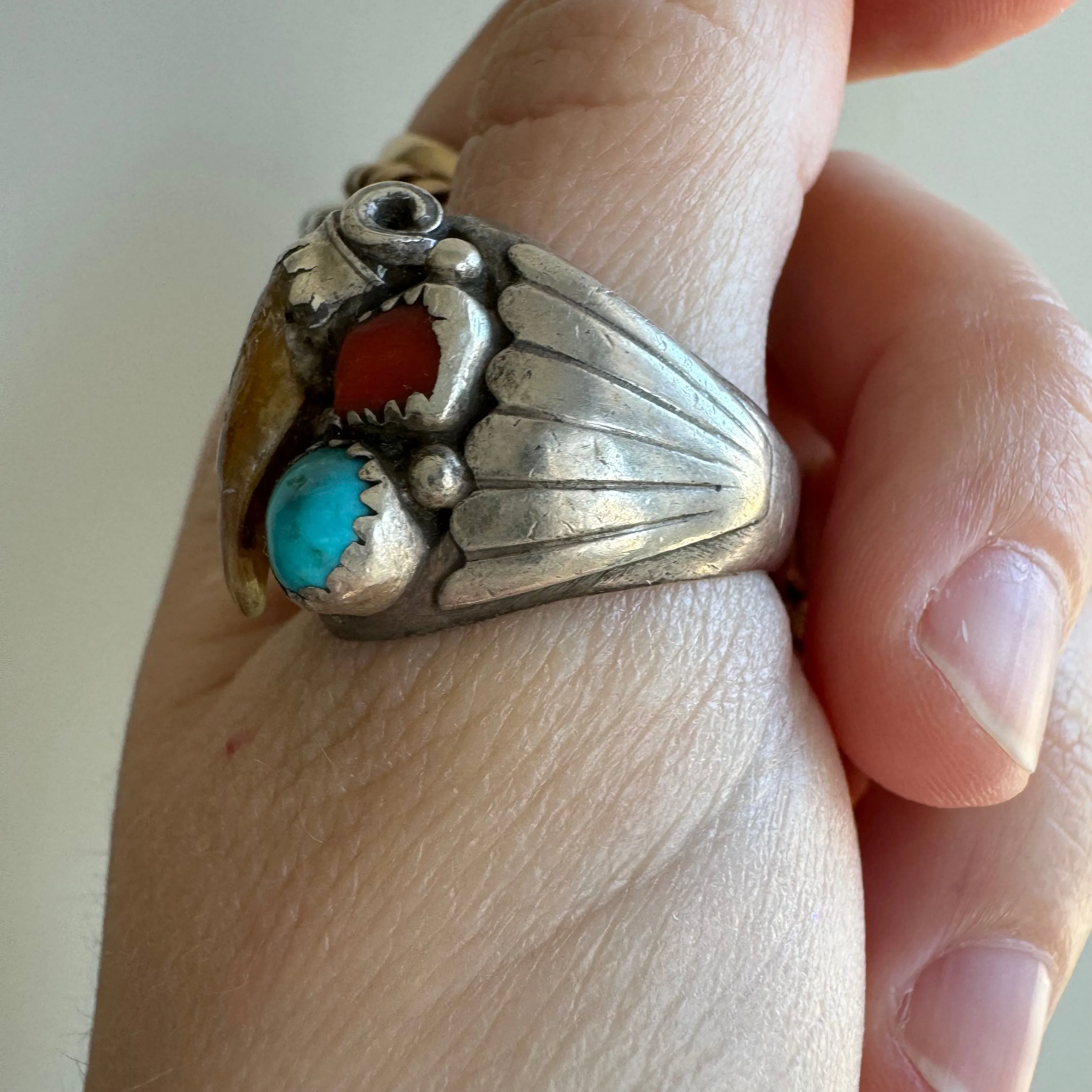 V I N T A G E // wear your fears / sterling silver Navajo claw coral and turquoise ring / size 9.25